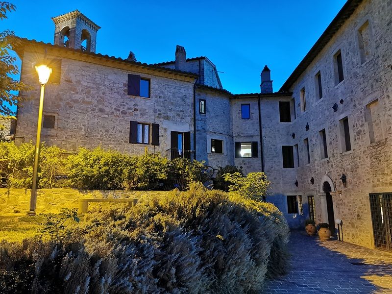 Castello Izzalini Todi Resort
