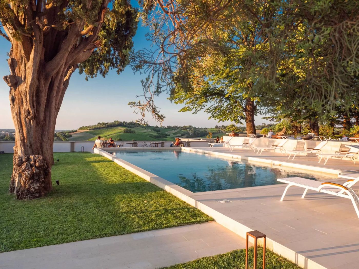 Villa Monty Banks