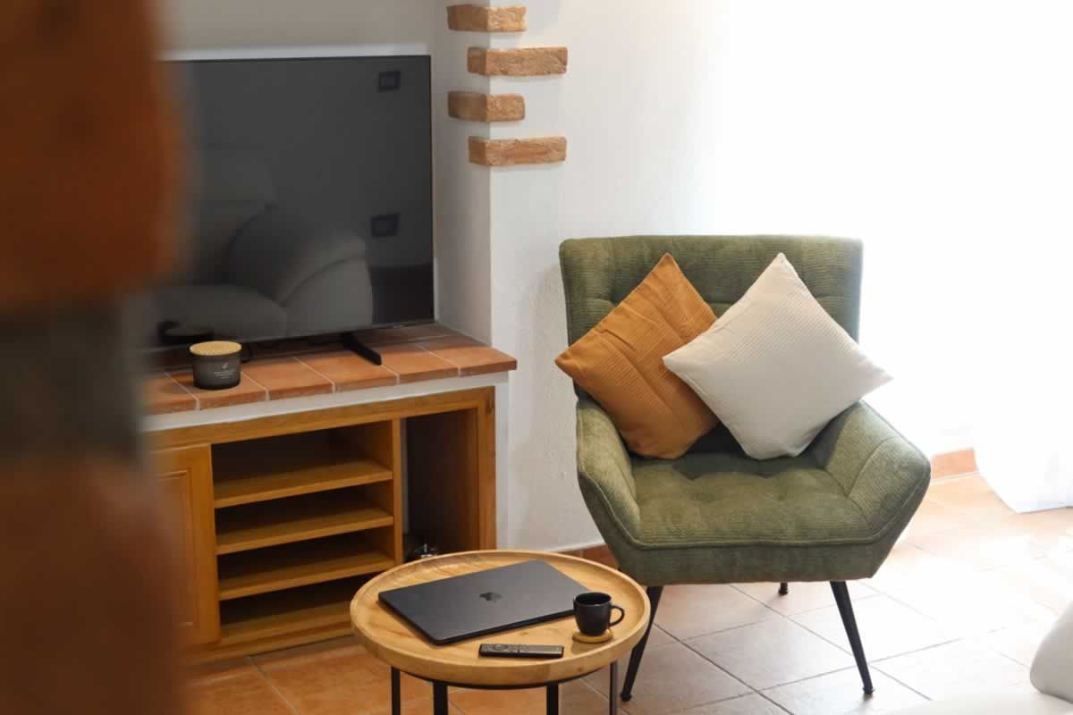 0.8 Guest House