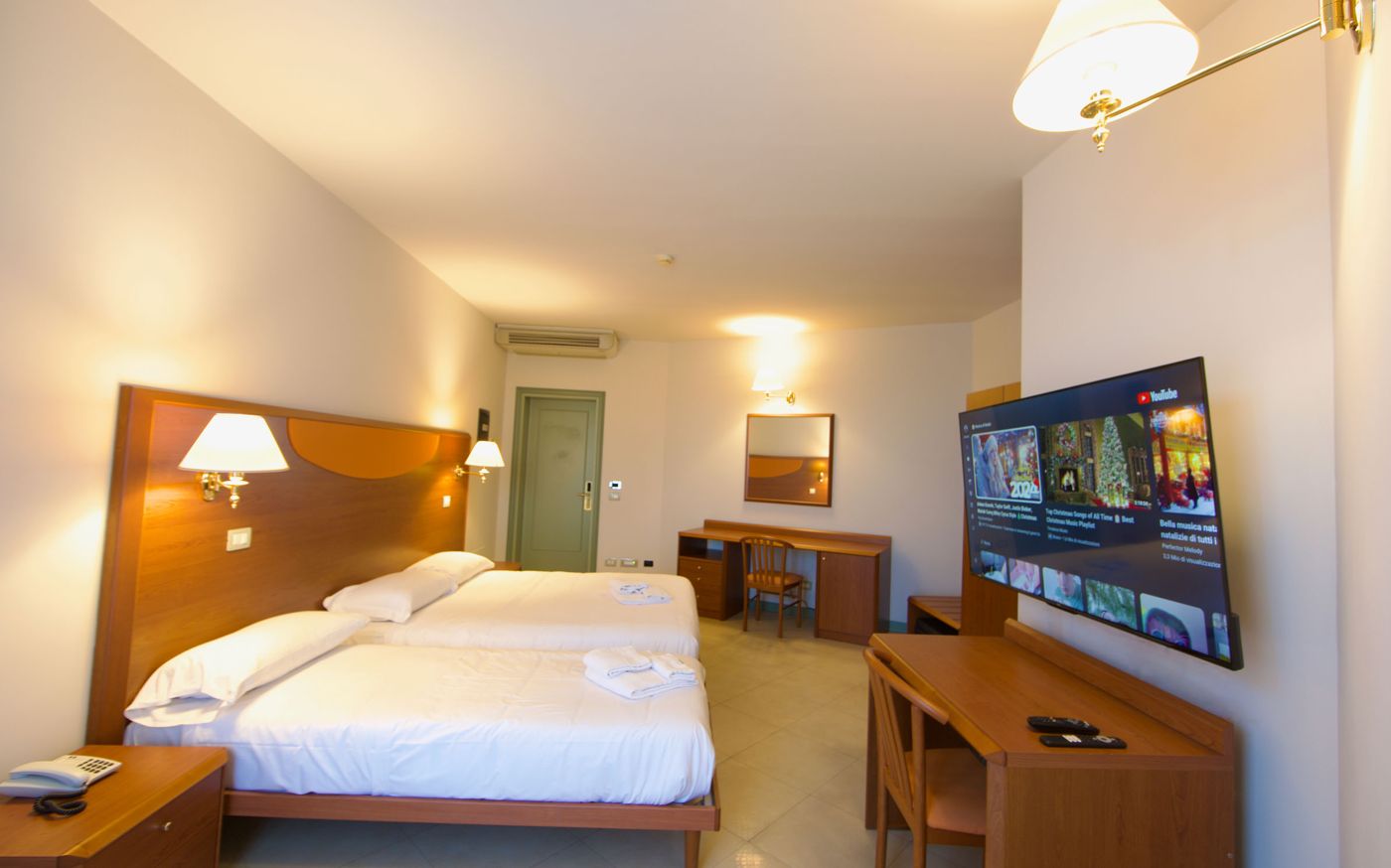 Hotel Touring