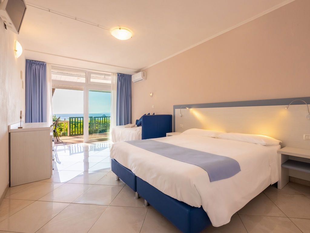 Hotel Paradiso