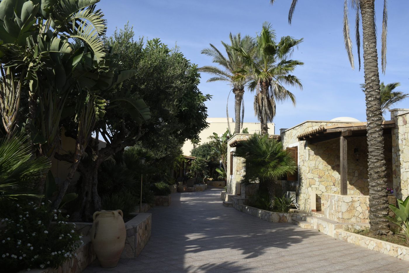 Oasis Hotel Residence & Resort