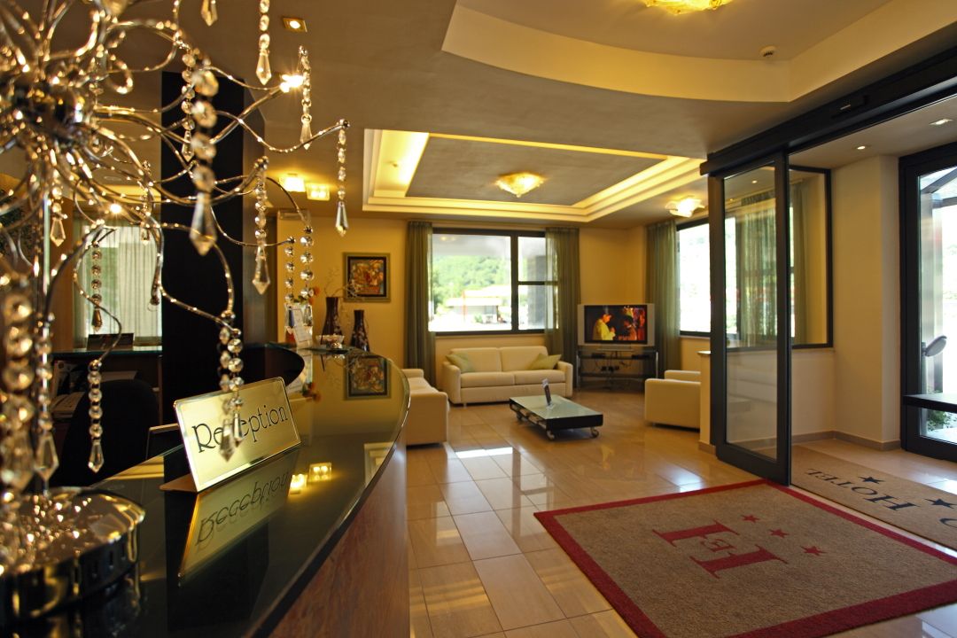 Euro Hotel