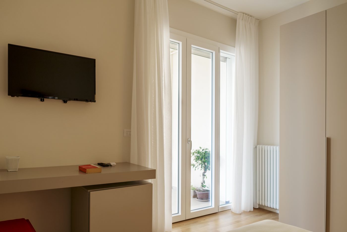 B&B Trerooms