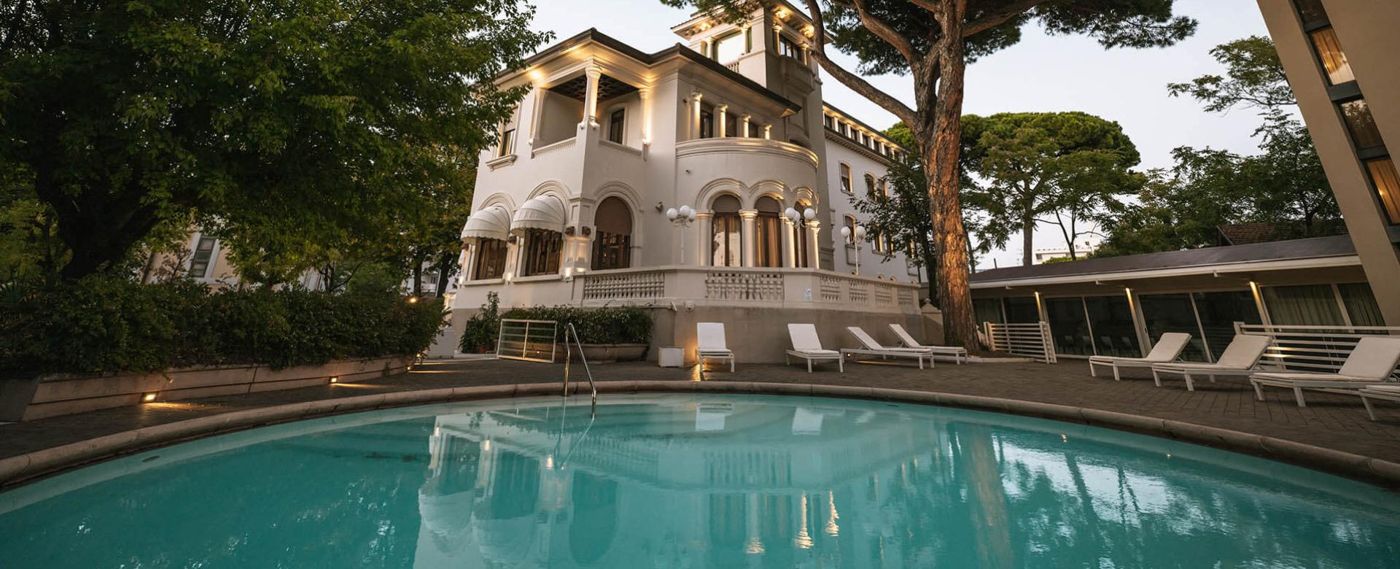 Hotel De La Ville
