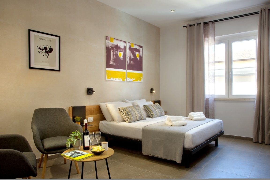 Mare Fuori Rooms