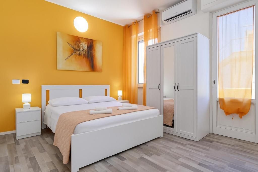 Iris Rooms