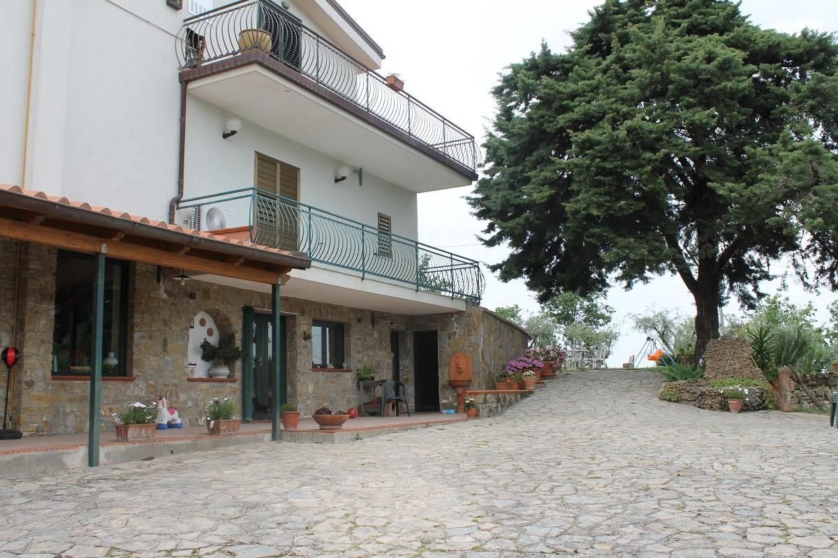 Bed & Breakfast Villa Flora
