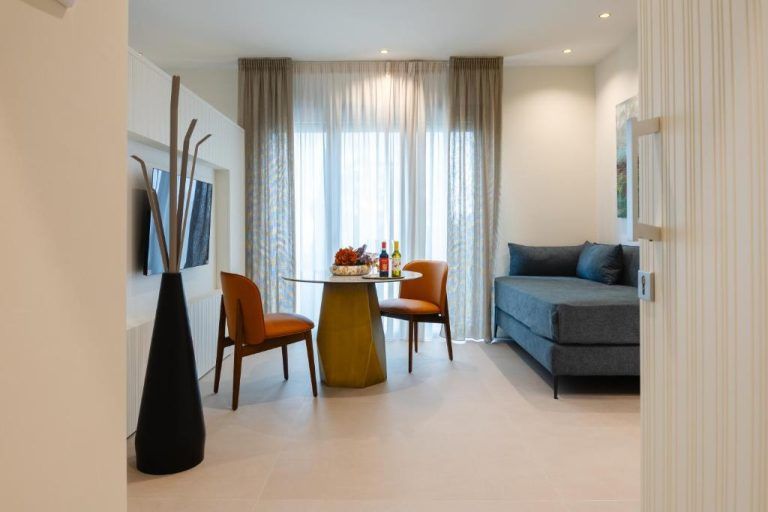 Hera Rooms and Suites