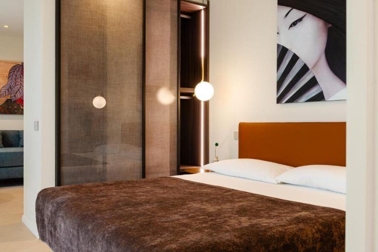 Hera Rooms and Suites