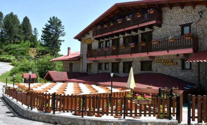 Hotel Ristorante Palaghiaccio Caria