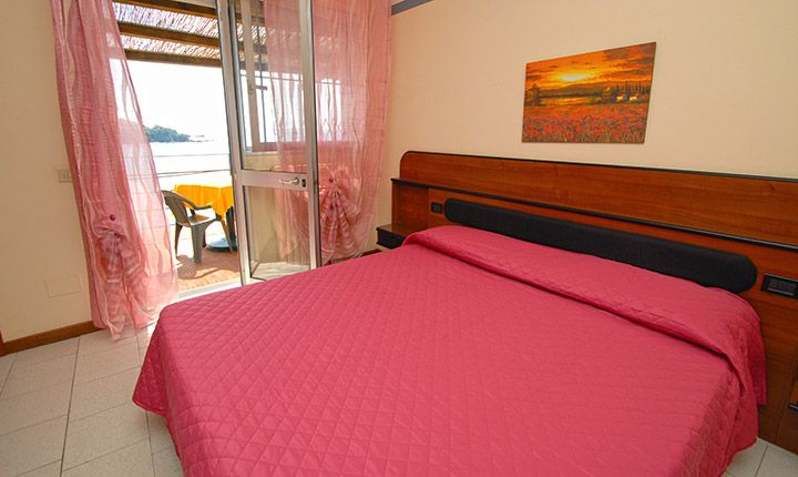 Hotel Baia Del Sorriso