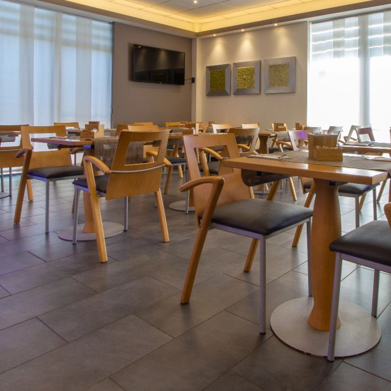 Confidence Hotel Regio