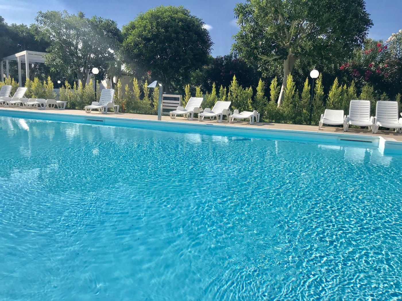 Park Village Hotel e Piscina