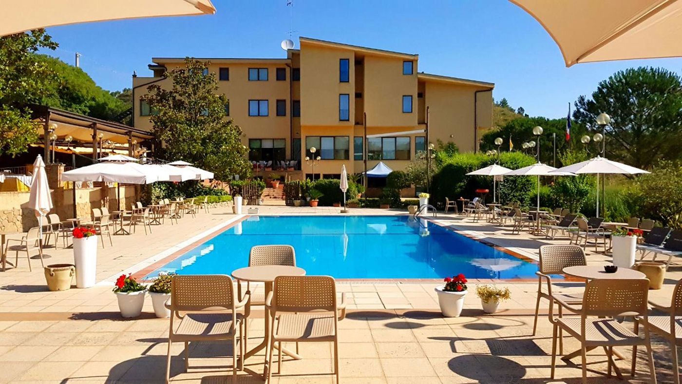 Riviera Hotel