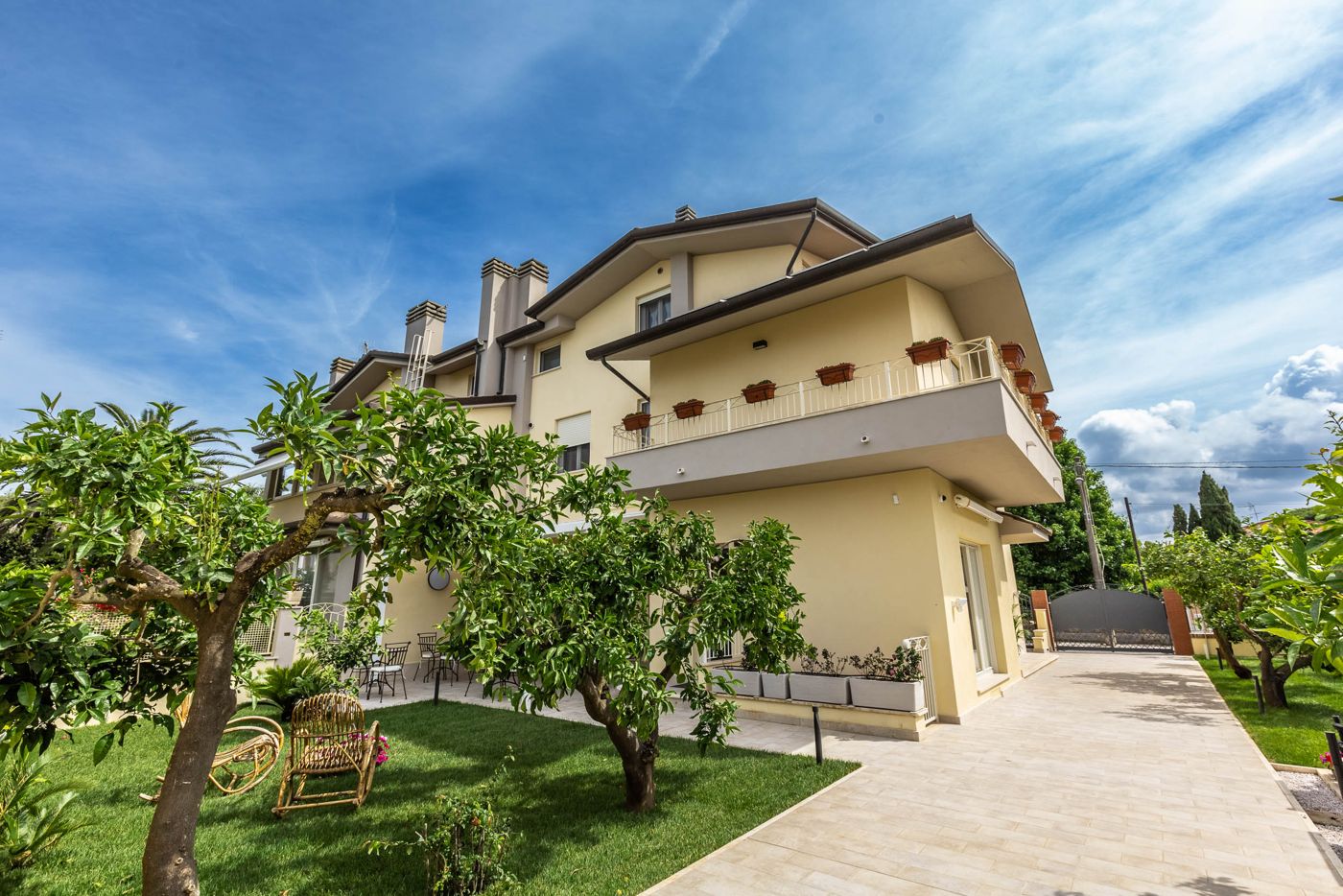 Casa Rita - Guest House, Hotel, B&B a Sabaudia. Stanza e casa vacanza in affitto estivo