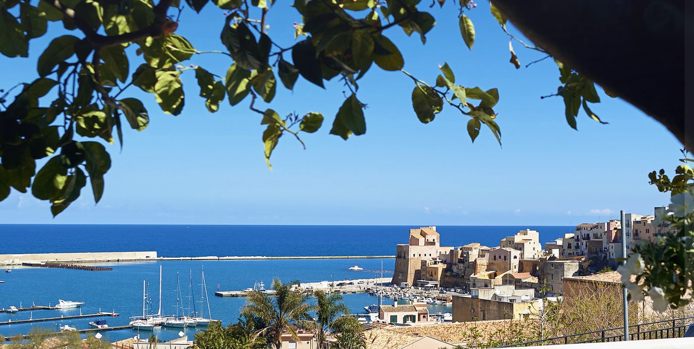 Santina Suites