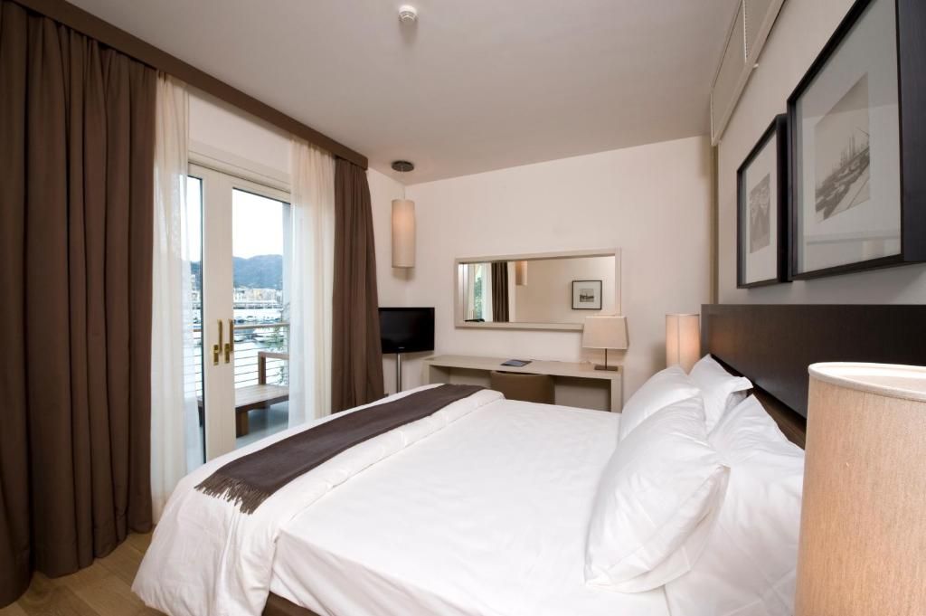 MarinaPlace Hotel