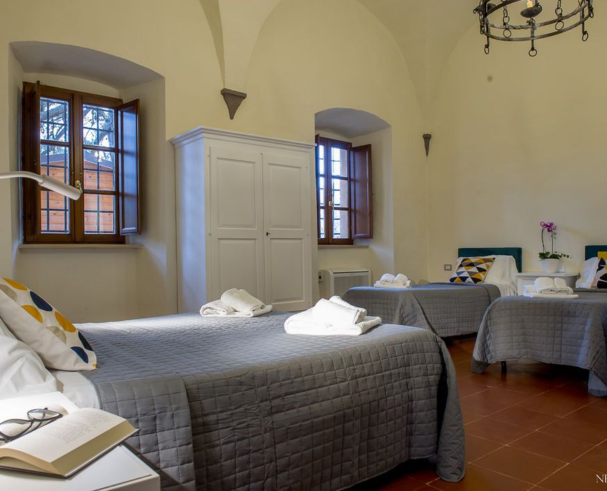 Monache Hostel
