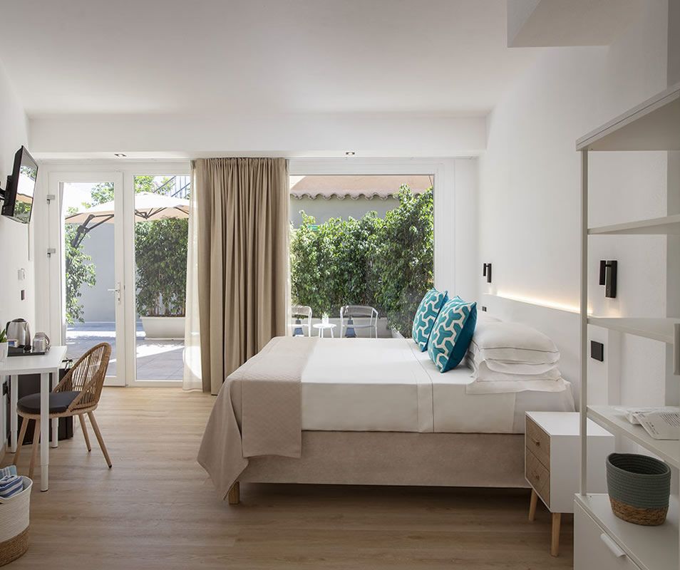 Mem lodge and suite