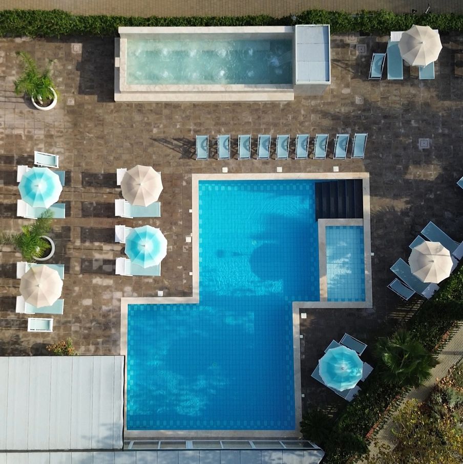 Golden Hotel & Apartments