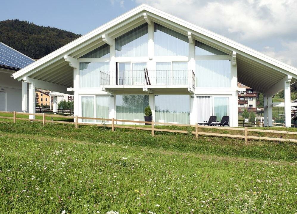 Muu Village
