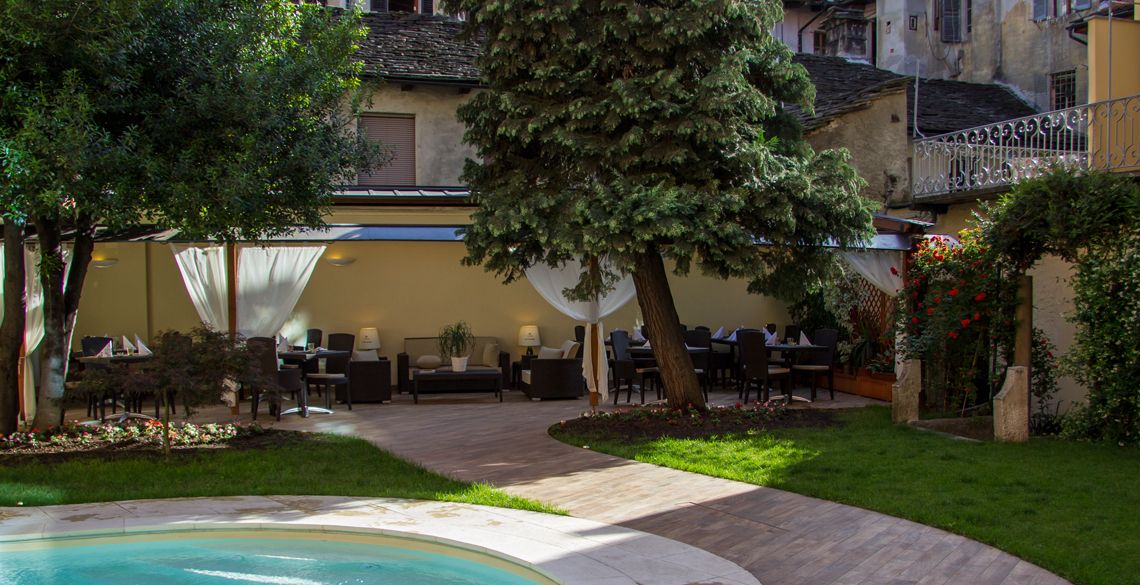 Hotel Corona