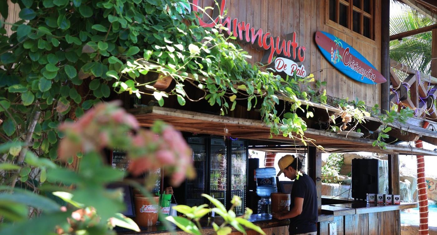 Hotel chiringuito de palo