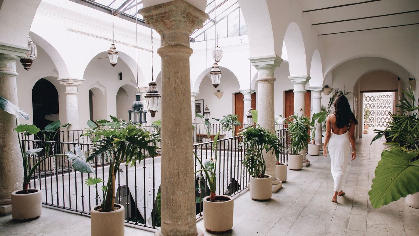 Hotel Sin Nombre