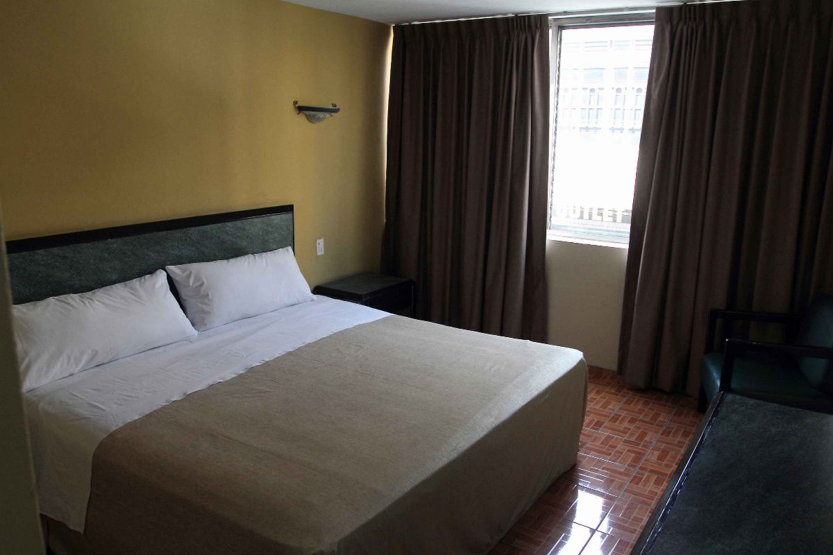 Hotel Universo