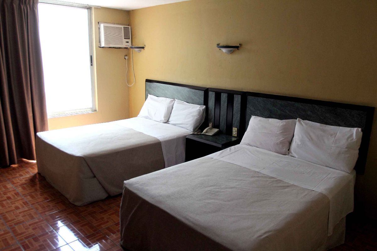Hotel Universo