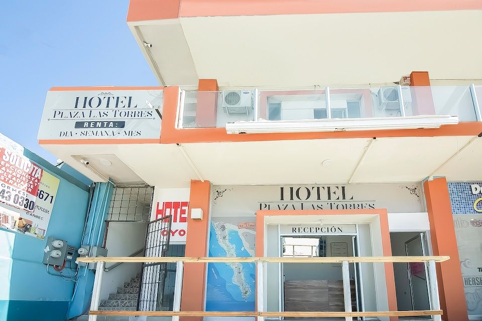 OYO Hotel Plaza Las Torres, Cabo San Lucas