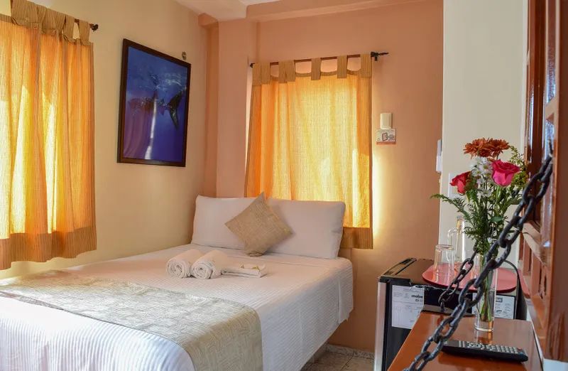Hotel and Suites Bucaneros