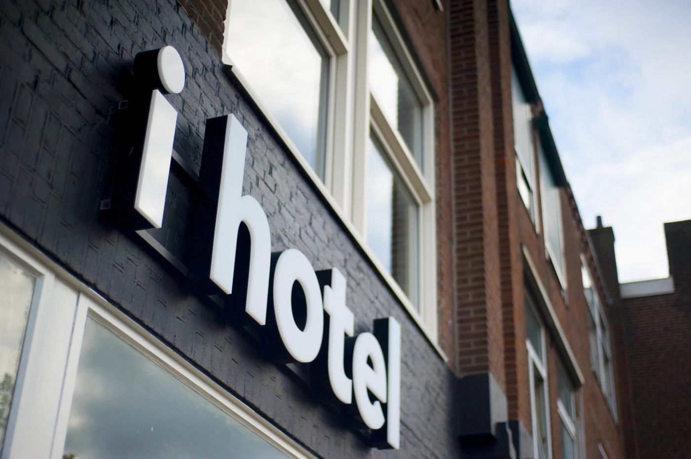 i hotel