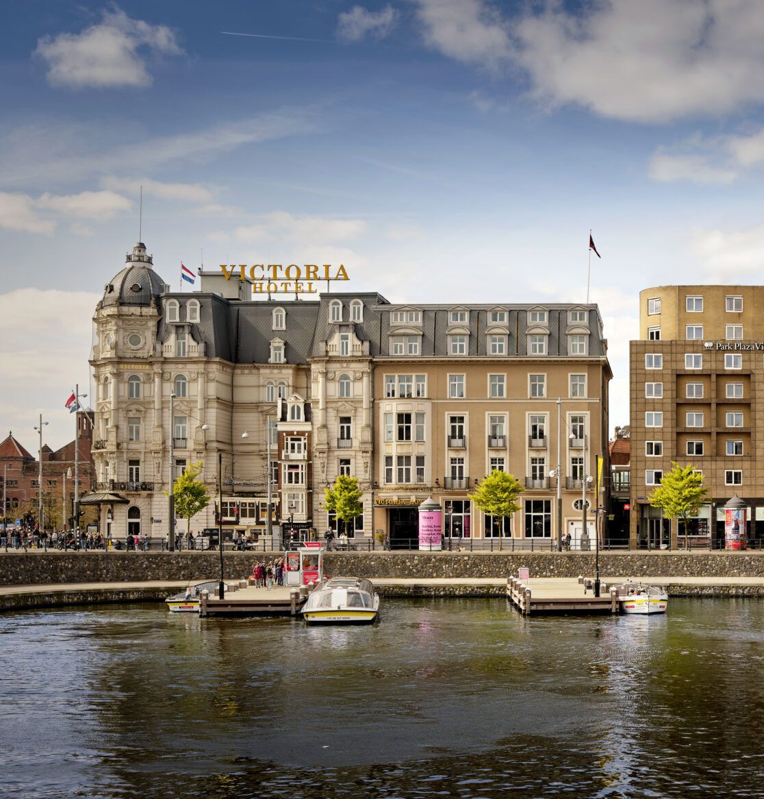 Park Plaza Victoria Hotel