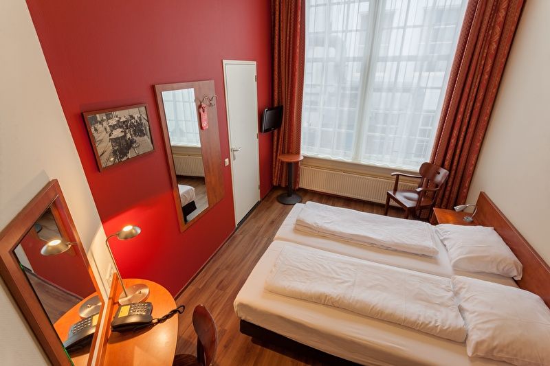 A-Train Hotel
