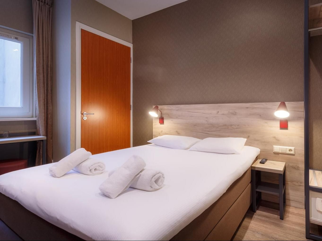 Amsterdam Downtown Hotel
