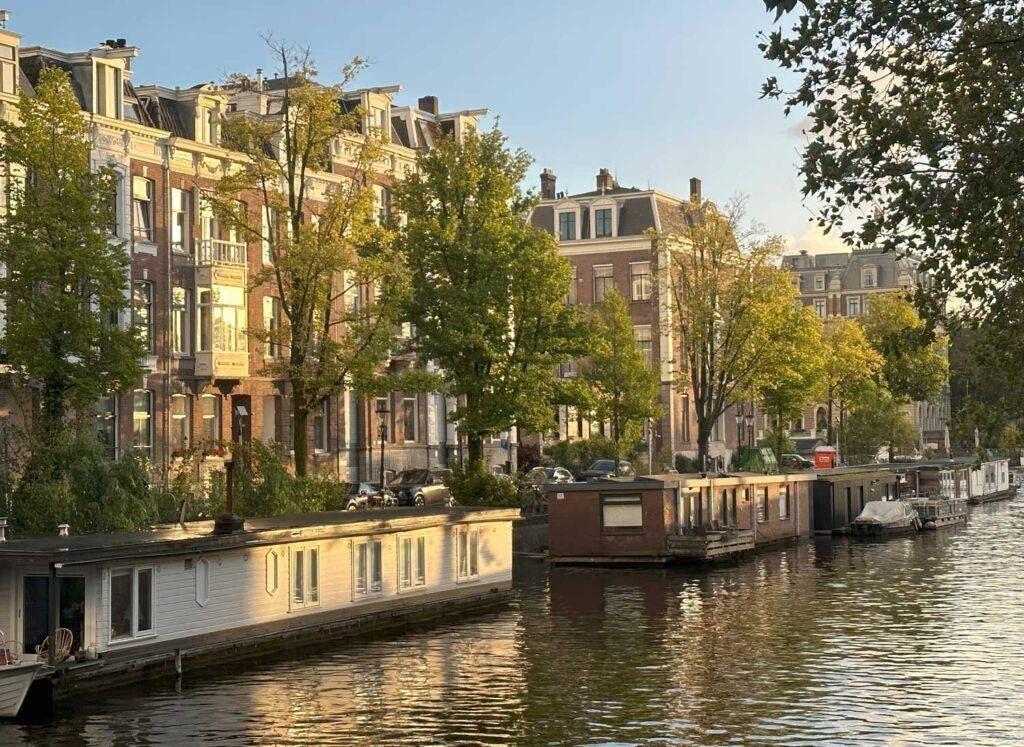 Amstel Corner