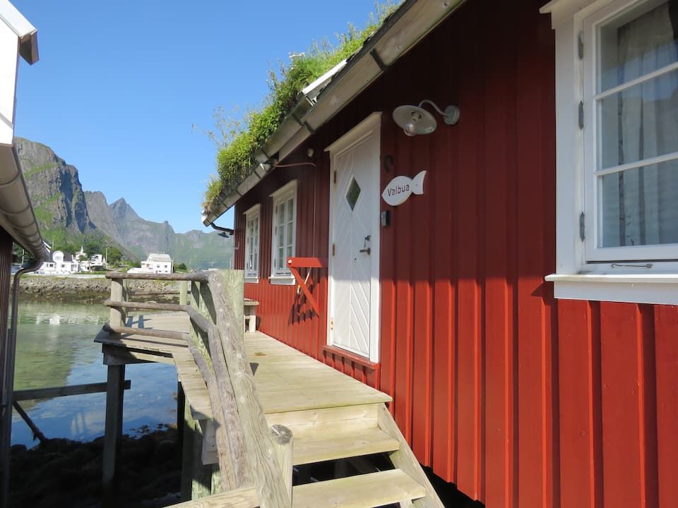 Valen Cabins