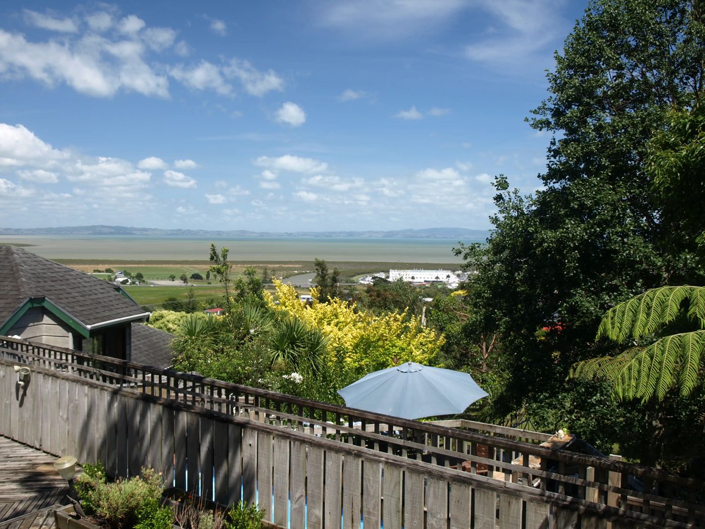 Grafton Cottage & Chalets
