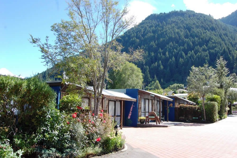 Queenstown Holiday Park Creeksyde