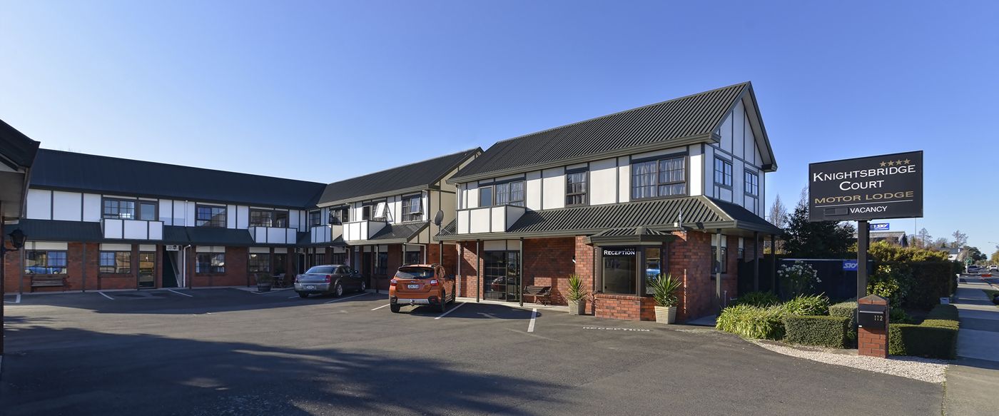 Knightsbridge Court Motor Lodge