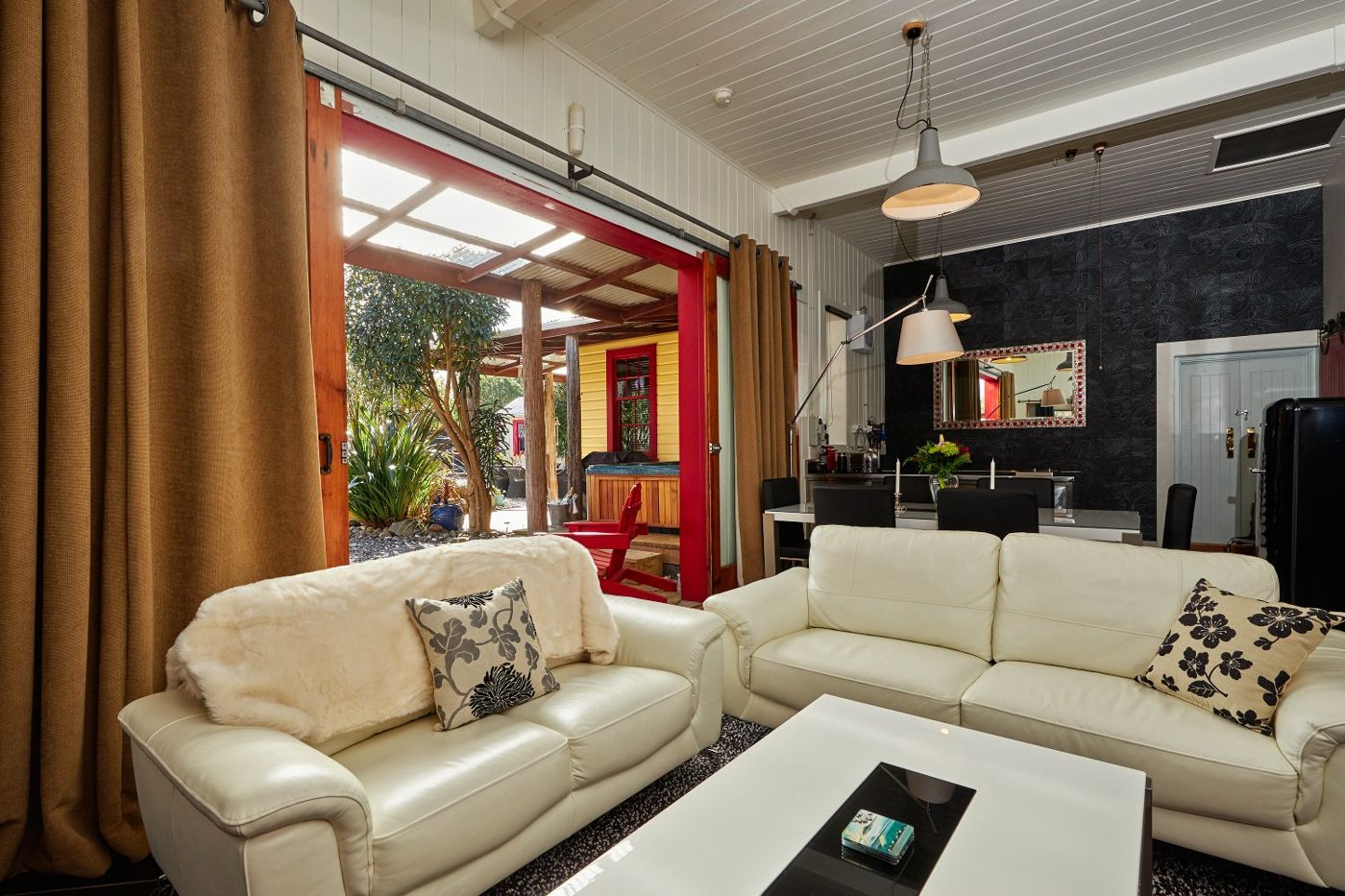 The Factory, Luxury Bed & Breakfast