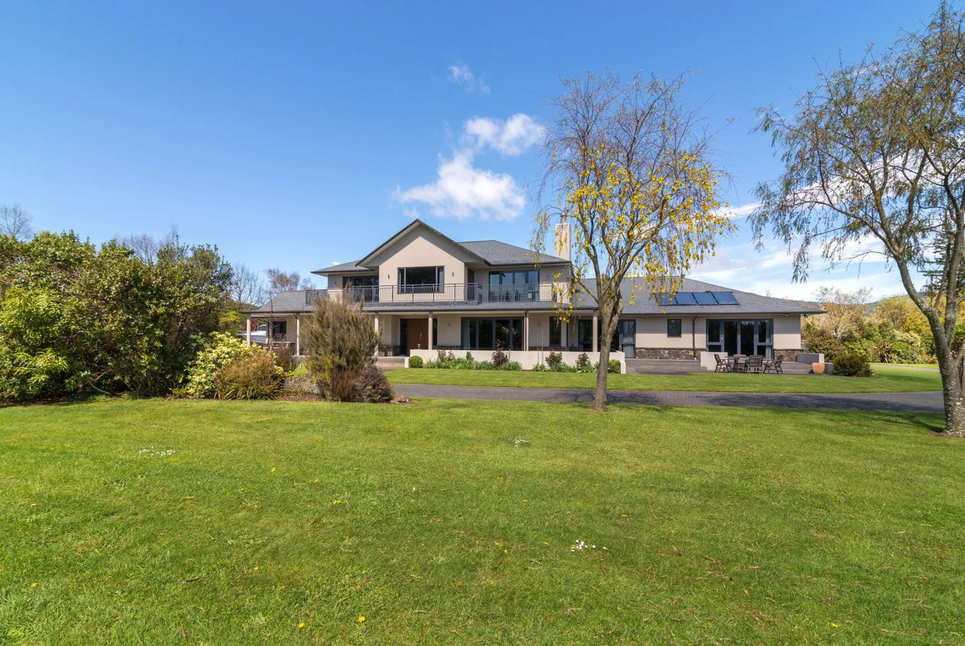 Tui Lodge
