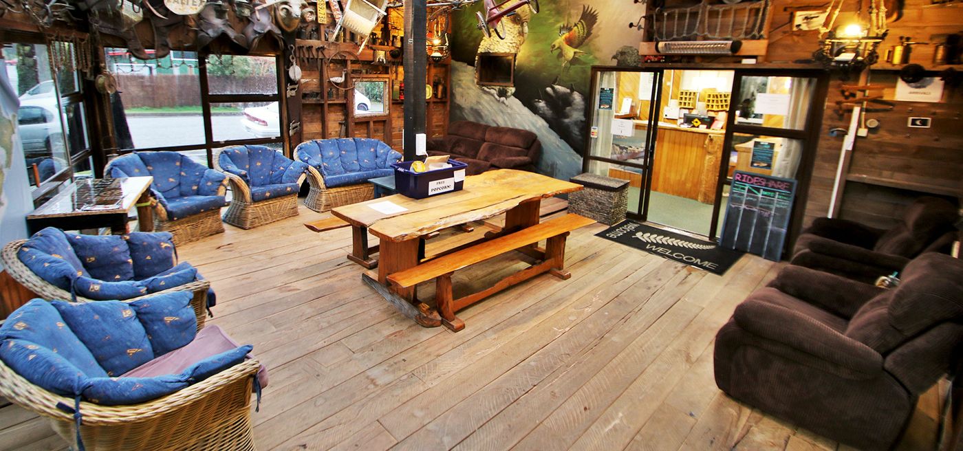 Chateau Backpackers & Motels