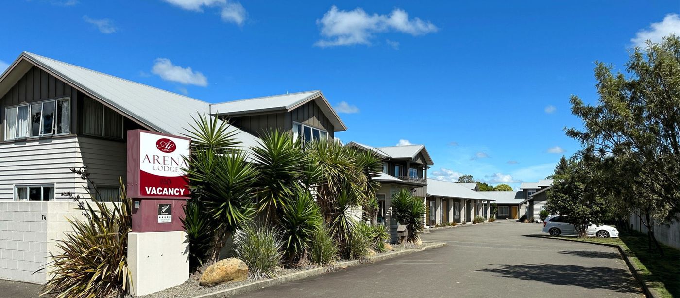 Arena Lodge