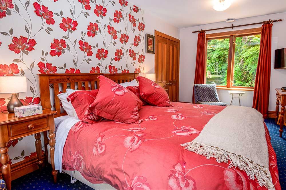 Awatuna Homestead Bed and Breakfast