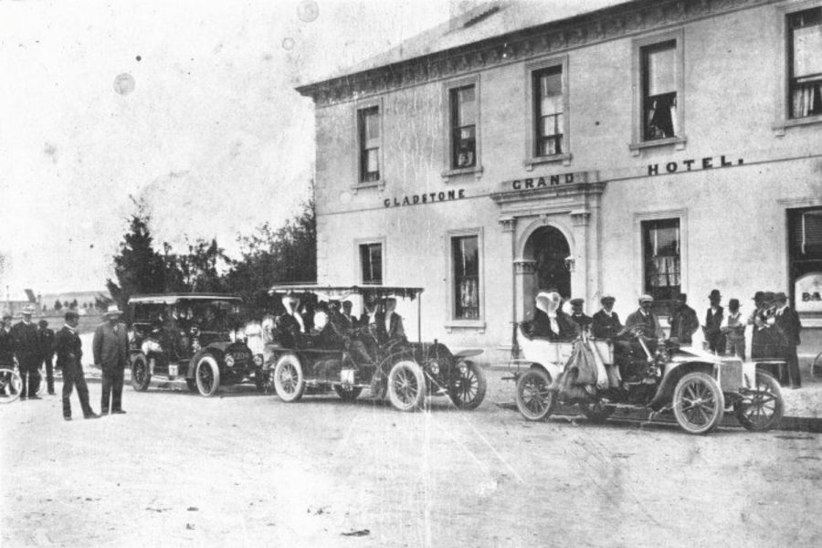 Gladstone Grand Hotel