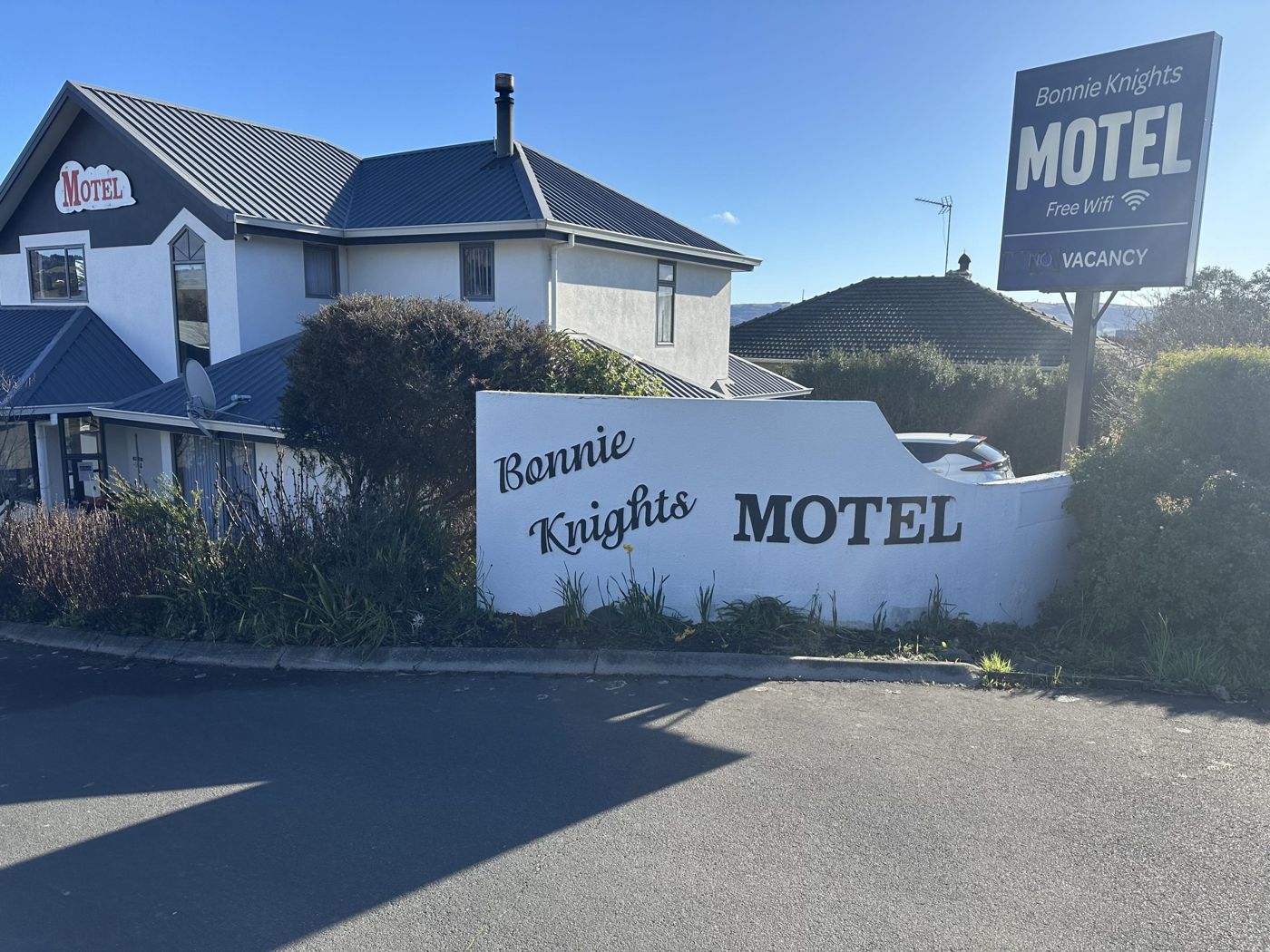 Bonnie Knights Motel