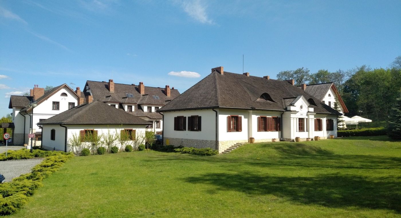 Zespół Dworski Hotel Sarmata